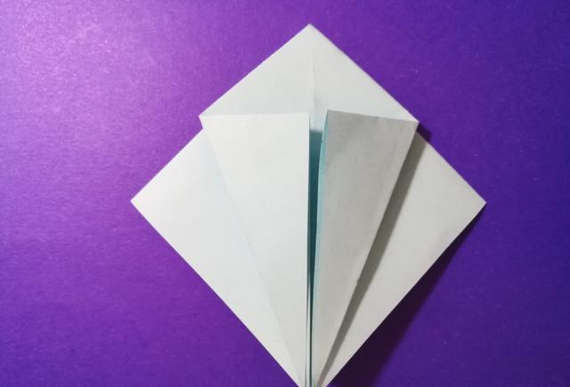 千纸鹤折纸教程:这样折千纸鹤,既简单又漂亮!