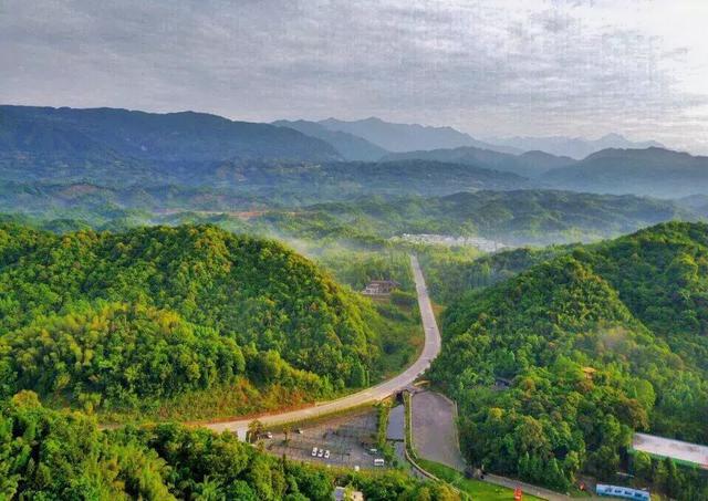 耍水露营寻清凉！去周边这6处胜地，逃离30℃+的成都！