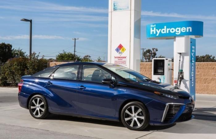 2020年或全面禁售燃油车，2年后只能买新能源车了？
