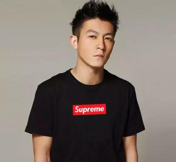 适合二十多岁女生穿的潮牌