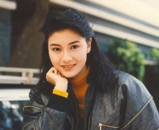 ���Ů���ǵ�18�꣬�����Ը��������崿������ϼ�������