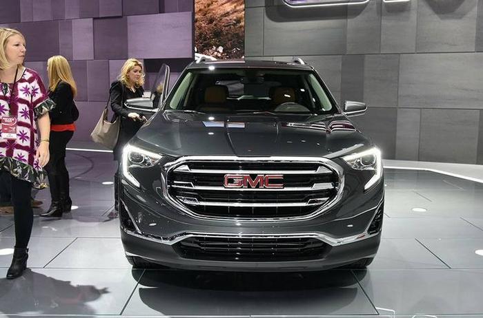 纯进口大七座SUV，配全时四驱2.0T+9AT，仅17万起