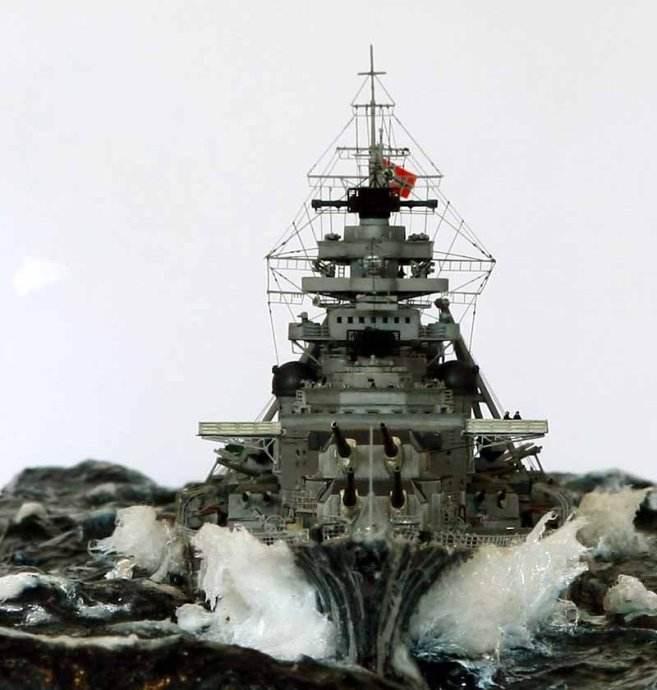 俾斯麦号战列舰：击沉英国海军的骄傲，被丘吉尔下达“围杀令”