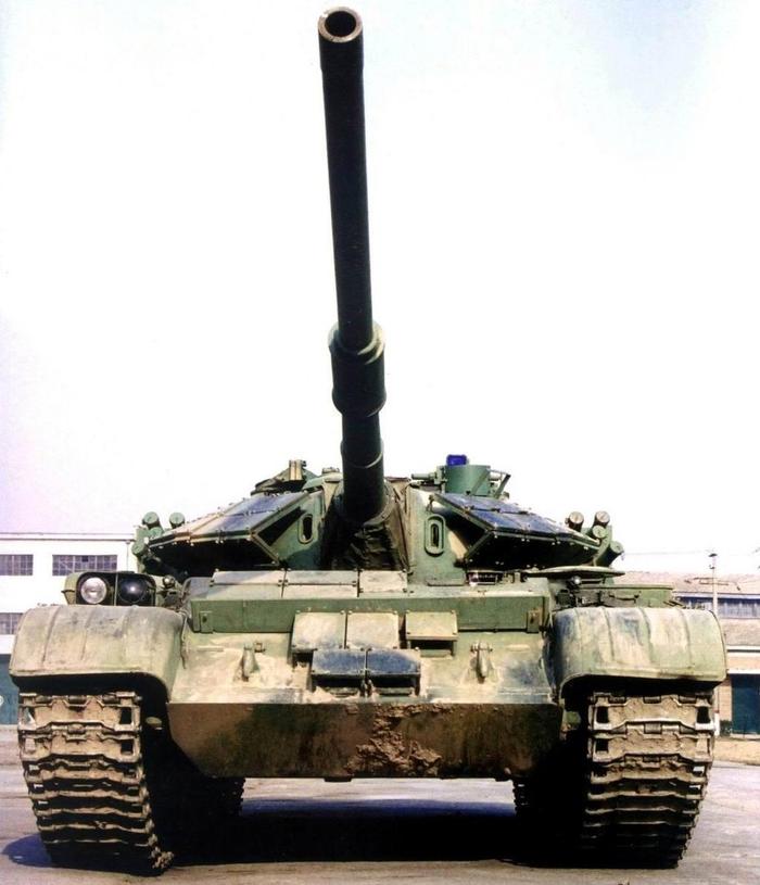 59坦克最终魔改版现身！采用无人化设计，性能堪比M1！