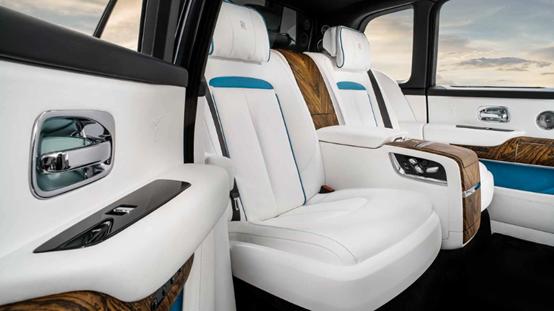 劳斯莱斯正式发布首款SUV——库利南