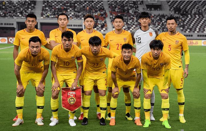 中国男足最强阵容遭卡塔尔U23完爆 球迷: 这是现实版小鬼当家?