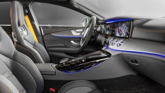 灯笼赏车：百公里加速3.1秒，2019款的奔驰AMG GT 63S来了