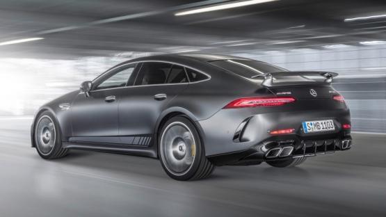 灯笼赏车：百公里加速3.1秒，2019款的奔驰AMG GT 63S来了