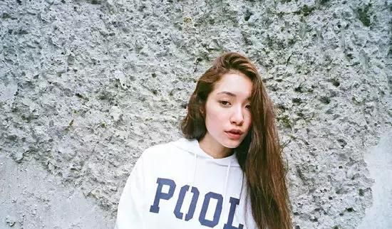 适合二十多岁女生穿的潮牌