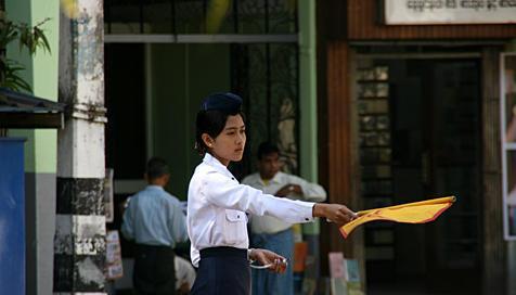 缅甸木姐: 一个原生态的边陲城市