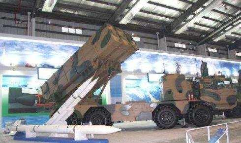 中国卫士2D远程火箭炮射程世界第一，但解放军不用，只拿来出口