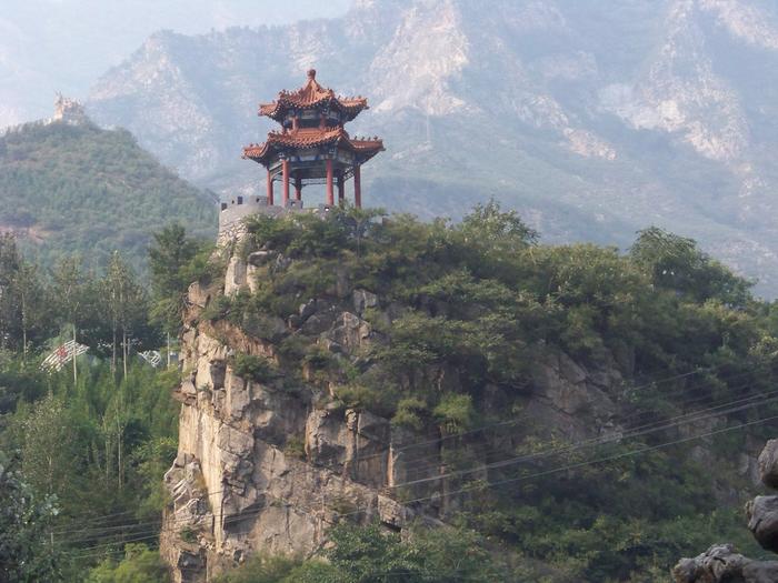 背靠燕山的北京市都有那西好石头，户外捡石头你一定要知道