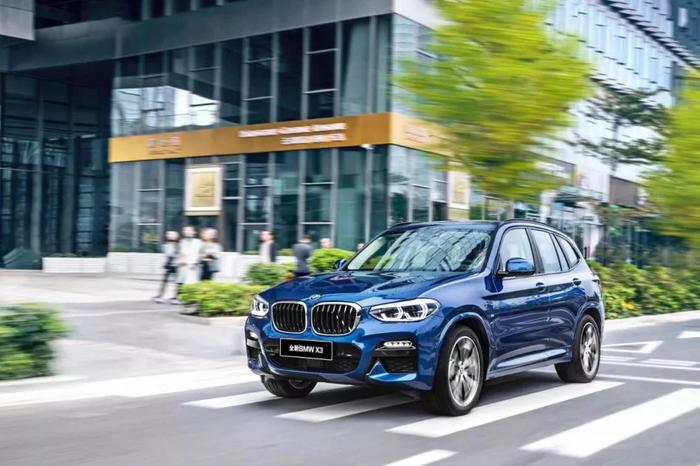 全新BMW X3公布价格！39.98万起！