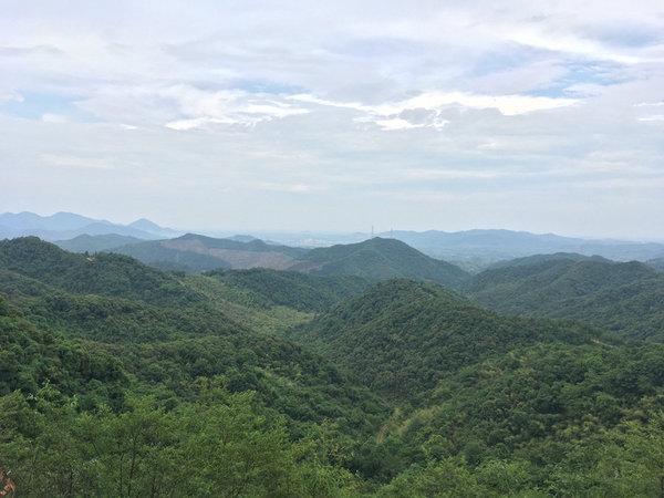 徒步仙境埭溪驾云山 探秘壮观老虎谭水库 湖州最美山水圣地