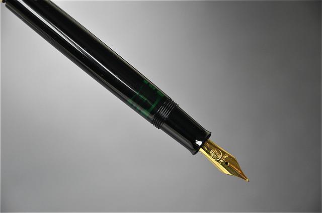 德国血统自带信仰——百利金M200钢笔评测！