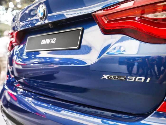 全新BMW X3公布价格！39.98万起！