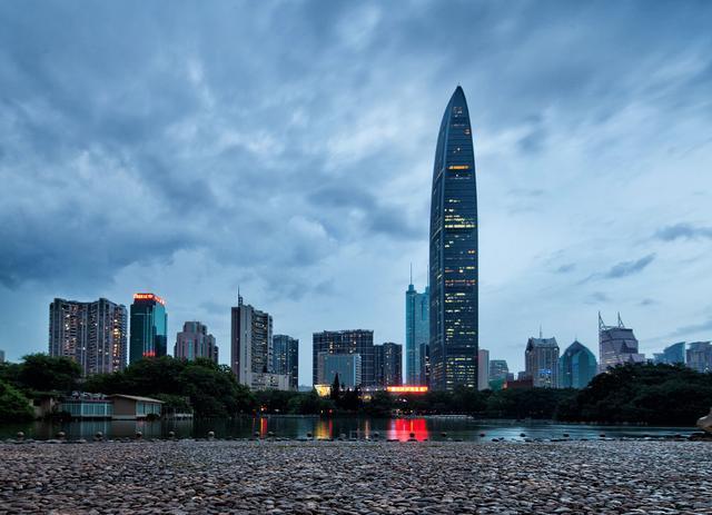 广东最发达的5个城市，第1是深圳，第5是珠海