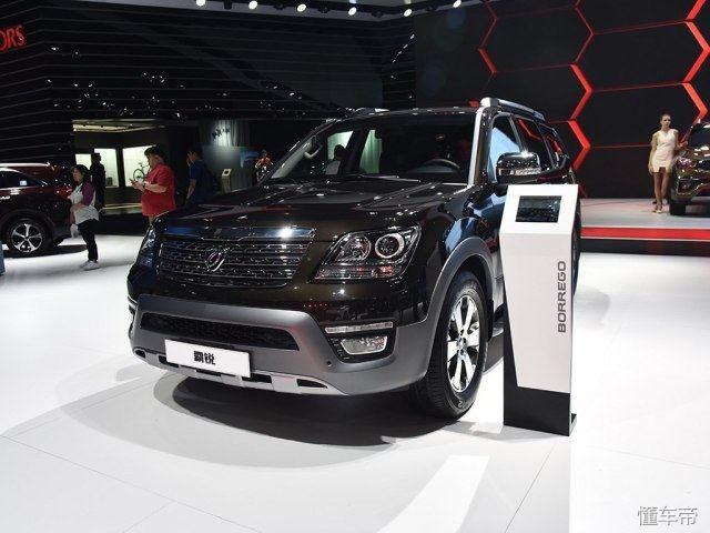 SUV3.8L V6+全时四驱，非承载式车身