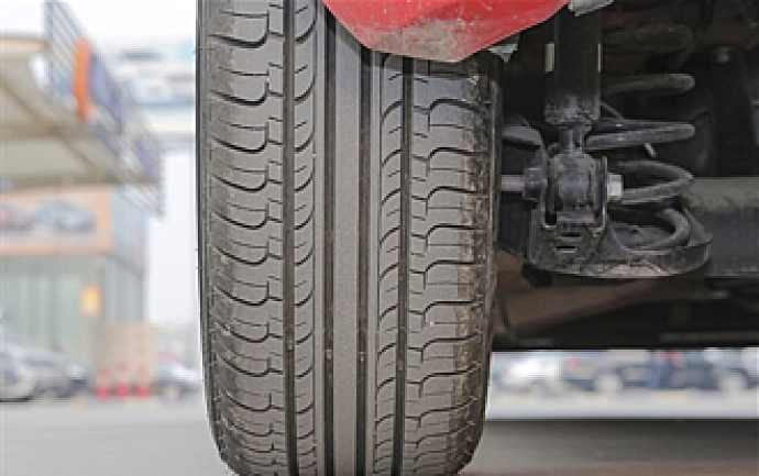 据说轮胎花纹的不同会影响油耗