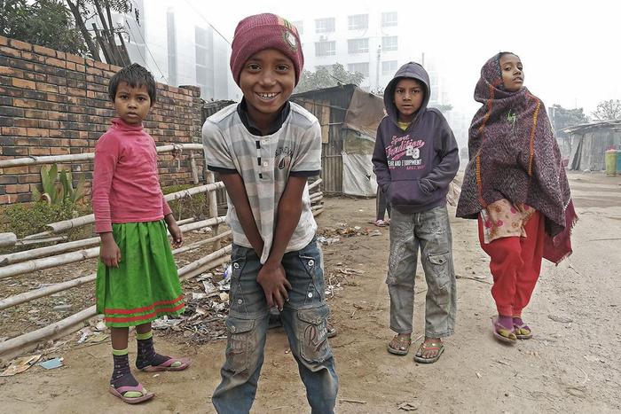 触目惊心！实拍孟加拉国贫民窟人们生活现状