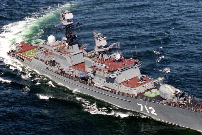 这国海军衰退有多厉害？30年前就造出和054A相当的护卫舰