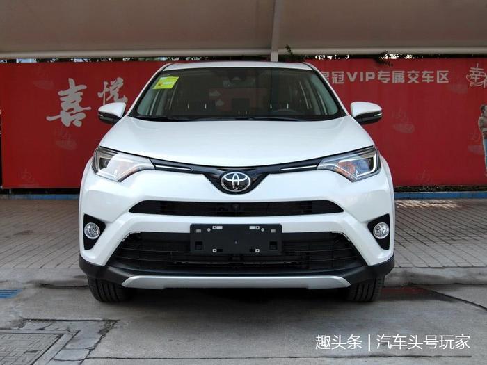 丰田发布最新RAV4，配油电混合动力，仅售15万谁还买哈弗