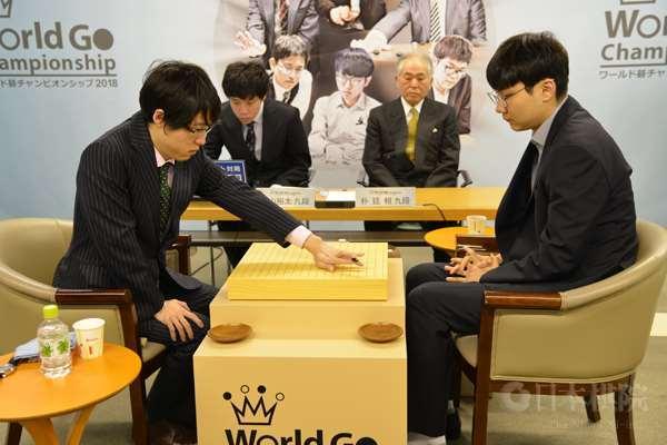 最强棋士战朴廷桓屠龙击败井山 成功卫冕