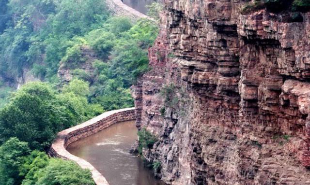 中国最了不起的人造河：全长4000多公里，修了10年，牺牲81位英雄