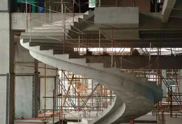 老师傅教你，旋转楼梯 木工 支模方法