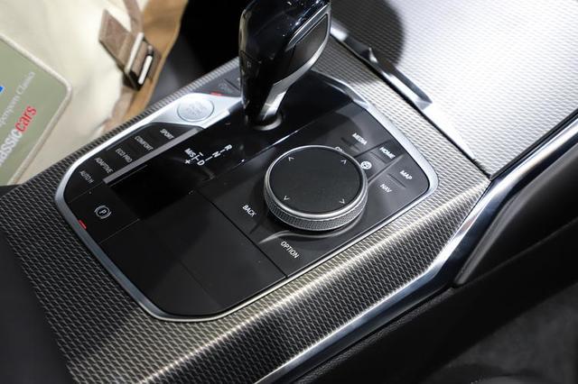 全新一代BMW 3系车展首发！34C新格局，消费者将如何选择？
