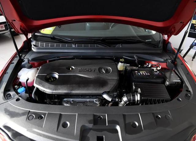 长安全新车型睿骋CC正式开启预售，预售价为9.5-14.5万。