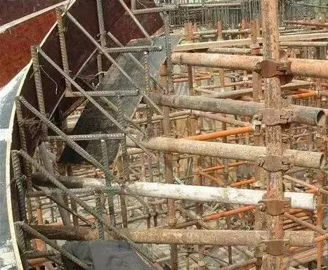 老师傅教你，旋转楼梯 木工 支模方法