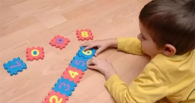 3岁的宝宝，怎么教他识数字