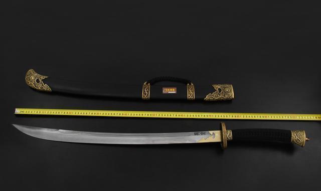 颜值与实力兼具的中国古代名刀剑, 哪一把才是最强王者?