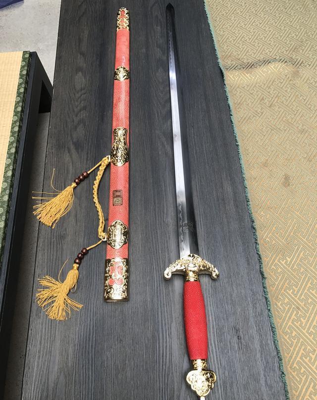 颜值与实力兼具的中国古代名刀剑, 哪一把才是最强王者?