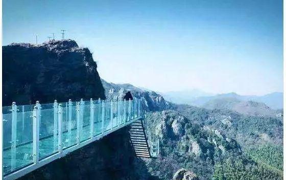 安徽第一个玻璃桥正式开放！不用去张家界，从合肥出发只需40元！