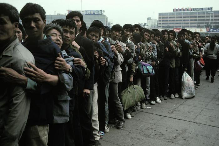 高清老照片: 90年代的广州, 那时人人想着发财, 发展远超北京上海