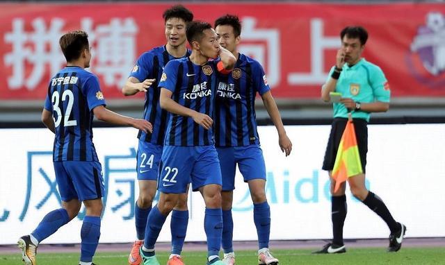 苏宁5-1申花！奥拉罗尤激活中国本土球员：吉翔、黄紫昌堪称福将