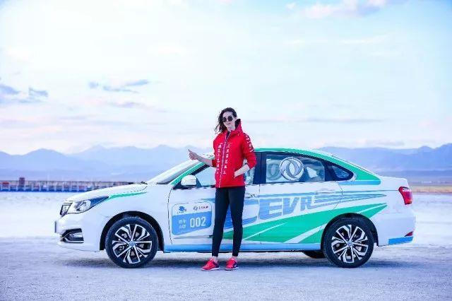 驾驶电动汽车环游青海湖是怎样的体验？