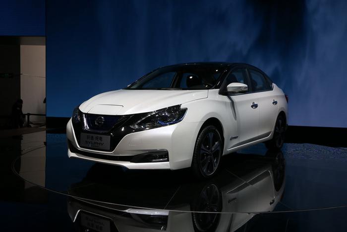 东风日产首款纯电动车型轩逸EV 5月份将开启预售