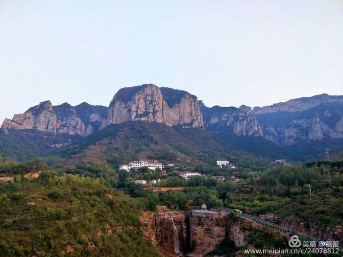 如来佛祖用来镇压孙悟空的五指山，你知道在哪里吗？