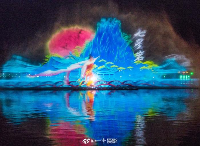 “吉庆之州，砚玉肇庆”喷泉3D水幕投影