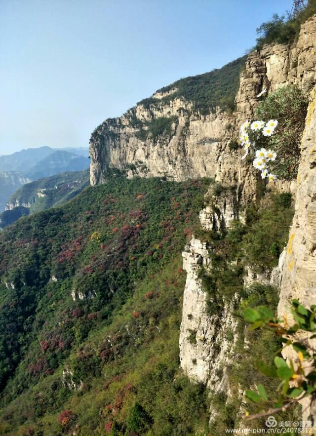 如来佛祖用来镇压孙悟空的五指山，你知道在哪里吗？