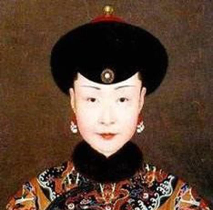 清朝乌拉那拉皇后被废之谜：忤逆和断发是被废的真正原因吗？