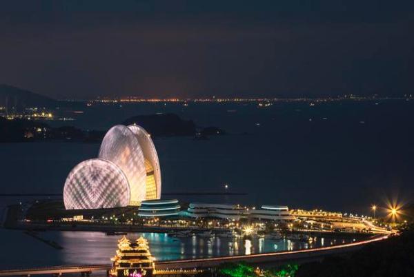 这个美丽的贝壳形建筑，已成为珠海最新热门拍照景点
