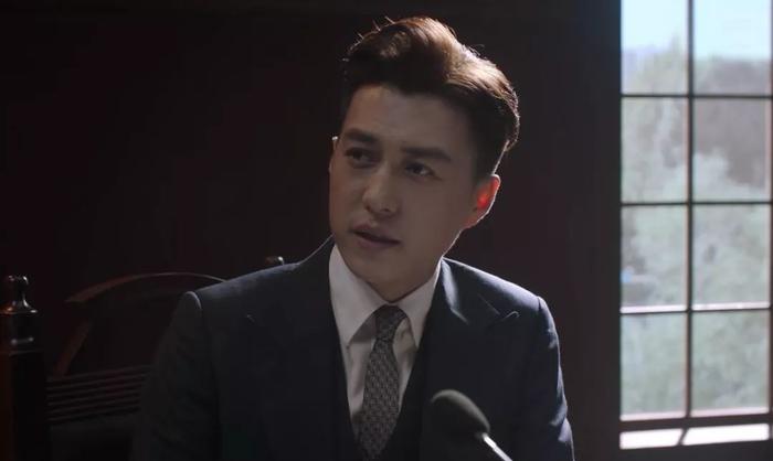 靳东新剧《精英律师》开播，看完前三集感觉如何？