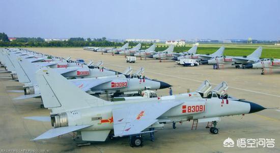 中国现役的二代战机还有多少？