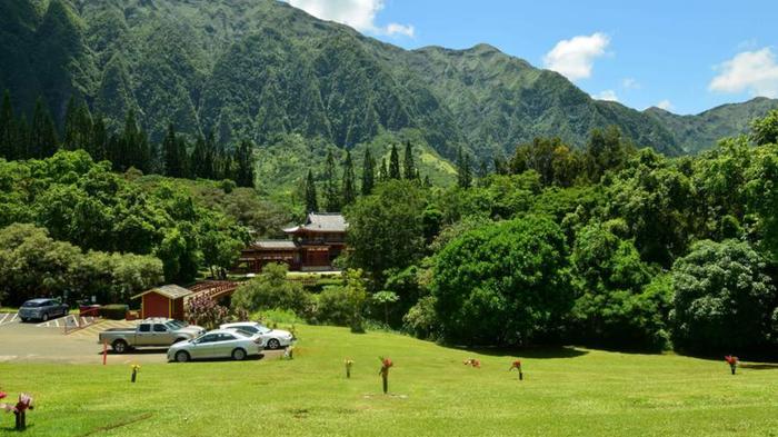 张学良墓地，中国人讲究落叶归根，致死未能回到祖国