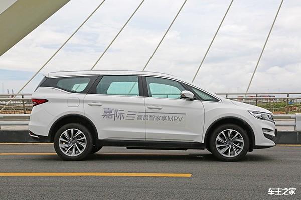 多方面领先同级别MPV 试驾吉利嘉际PHEV