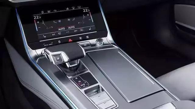 全新一代奥迪A7发布上市，售价：80.88-87.98万元